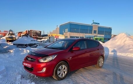 Hyundai Solaris II рестайлинг, 2011 год, 600 000 рублей, 1 фотография