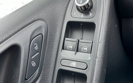 Volkswagen Golf VI, 2012 год, 650 000 рублей, 12 фотография