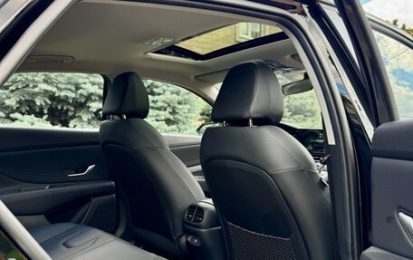 Hyundai Elantra, 2025 год, 2 432 000 рублей, 11 фотография