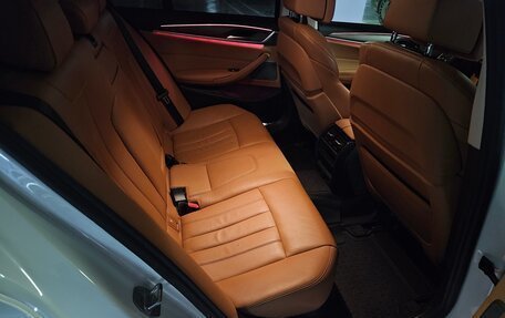 BMW 5 серия, 2018 год, 3 900 000 рублей, 18 фотография