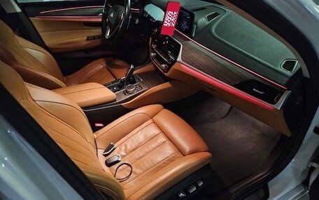 BMW 5 серия, 2018 год, 3 900 000 рублей, 7 фотография