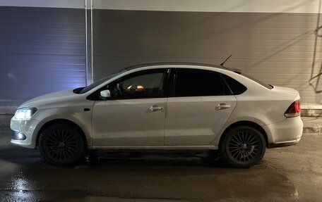 Volkswagen Polo VI (EU Market), 2012 год, 359 000 рублей, 2 фотография