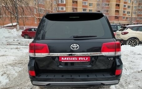 Toyota Land Cruiser 200, 2019 год, 6 500 000 рублей, 5 фотография