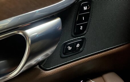 Volvo S90 II рестайлинг, 2020 год, 4 000 000 рублей, 17 фотография