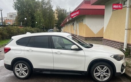 BMW X1, 2019 год, 2 800 000 рублей, 10 фотография