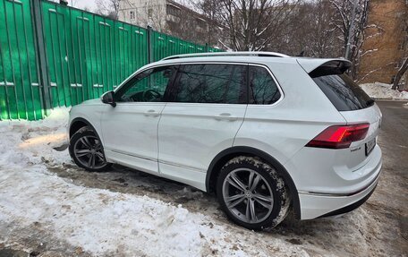 Volkswagen Tiguan II, 2018 год, 2 650 000 рублей, 4 фотография