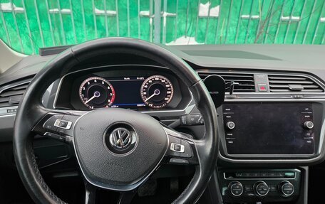 Volkswagen Tiguan II, 2018 год, 2 650 000 рублей, 8 фотография