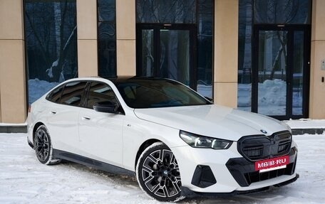 BMW 5 серия, 2024 год, 7 900 000 рублей, 3 фотография