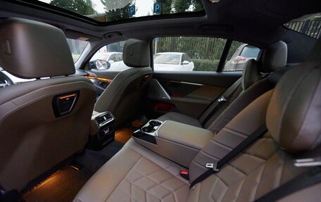 BMW 5 серия, 2024 год, 7 900 000 рублей, 23 фотография