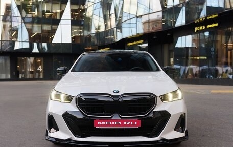 BMW 5 серия, 2024 год, 7 900 000 рублей, 12 фотография