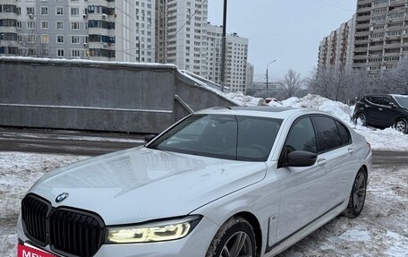 BMW 7 серия, 2020 год, 6 350 000 рублей, 4 фотография