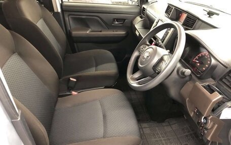 Toyota Roomy I, 2021 год, 750 000 рублей, 7 фотография