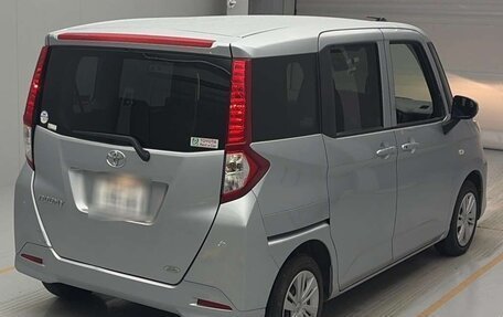 Toyota Roomy I, 2021 год, 750 000 рублей, 3 фотография