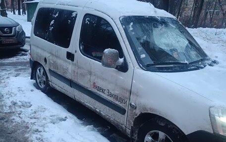 Peugeot Partner II рестайлинг 2, 2011 год, 329 000 рублей, 4 фотография