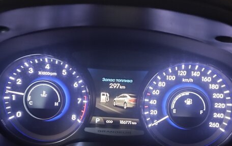 Hyundai Grandeur, 2013 год, 1 350 000 рублей, 22 фотография