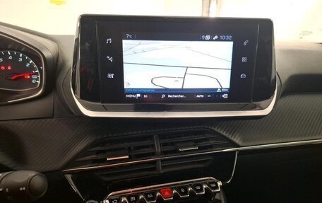 Peugeot 2008 II, 2022 год, 1 540 000 рублей, 7 фотография