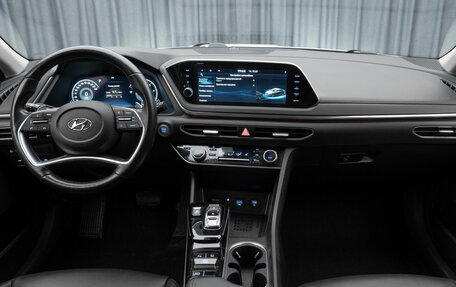 Hyundai Sonata VIII, 2021 год, 2 740 000 рублей, 10 фотография