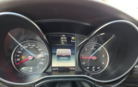 Mercedes-Benz V-Класс, 2017 год, 4 000 000 рублей, 12 фотография