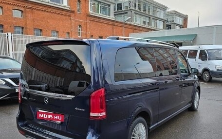 Mercedes-Benz V-Класс, 2017 год, 4 000 000 рублей, 6 фотография