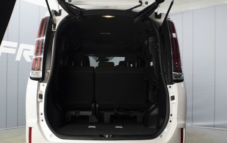 Toyota Esquire I, 2019 год, 2 550 000 рублей, 18 фотография