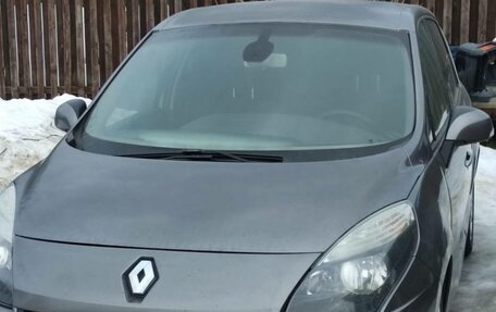 Renault Scenic III, 2009 год, 650 000 рублей, 3 фотография