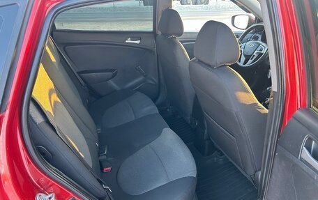 Hyundai Solaris II рестайлинг, 2011 год, 600 000 рублей, 6 фотография