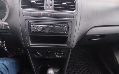 Volkswagen Polo VI (EU Market), 2016 год, 967 000 рублей, 13 фотография