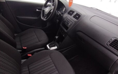 Volkswagen Polo VI (EU Market), 2016 год, 967 000 рублей, 14 фотография