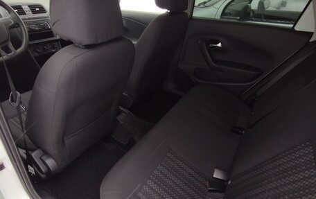 Volkswagen Polo VI (EU Market), 2016 год, 967 000 рублей, 15 фотография