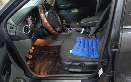 Ford Focus II рестайлинг, 2010 год, 460 000 рублей, 21 фотография