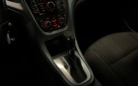 Opel Astra J, 2013 год, 750 000 рублей, 10 фотография