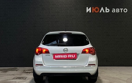 Opel Astra J, 2013 год, 750 000 рублей, 6 фотография