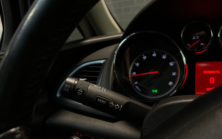 Opel Astra J, 2013 год, 750 000 рублей, 15 фотография