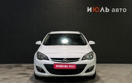 Opel Astra J, 2013 год, 750 000 рублей, 2 фотография