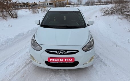 Hyundai Solaris II рестайлинг, 2012 год, 790 000 рублей, 5 фотография