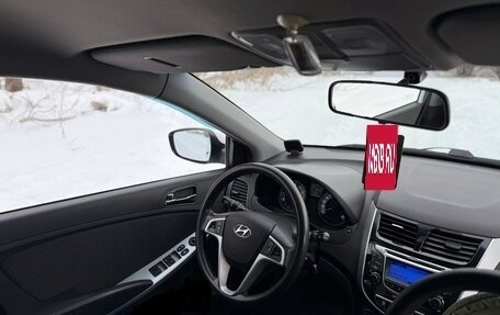 Hyundai Solaris II рестайлинг, 2012 год, 790 000 рублей, 14 фотография