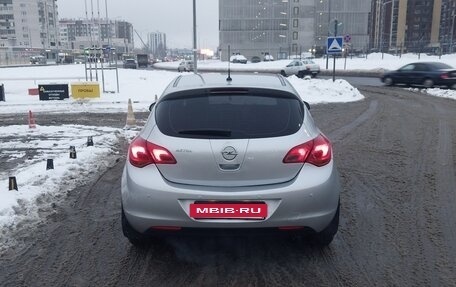 Opel Astra J, 2010 год, 580 000 рублей, 3 фотография