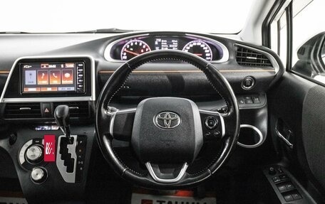 Toyota Sienta II, 2019 год, 1 449 000 рублей, 10 фотография