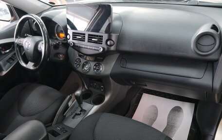 Toyota RAV4, 2010 год, 1 599 000 рублей, 23 фотография