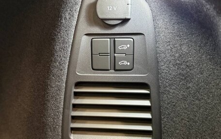 Volkswagen Touareg III, 2025 год, 8 200 000 рублей, 15 фотография