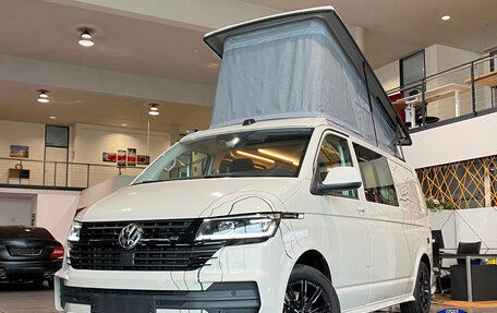 Volkswagen Caravelle T6 рестайлинг, 2024 год, 11 970 000 рублей, 2 фотография
