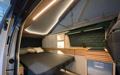 Volkswagen Caravelle T6 рестайлинг, 2024 год, 11 970 000 рублей, 17 фотография