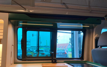 Volkswagen Caravelle T6 рестайлинг, 2024 год, 11 970 000 рублей, 19 фотография