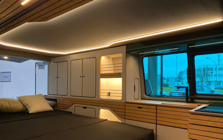 Volkswagen Caravelle T6 рестайлинг, 2024 год, 11 970 000 рублей, 30 фотография