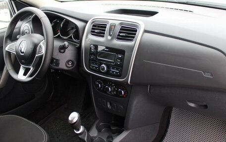 Renault Sandero II рестайлинг, 2020 год, 1 049 000 рублей, 16 фотография