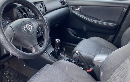 Toyota Corolla, 2004 год, 370 000 рублей, 8 фотография