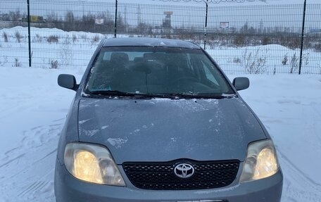 Toyota Corolla, 2004 год, 370 000 рублей, 4 фотография