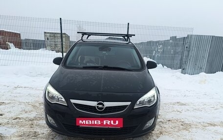Opel Astra J, 2011 год, 575 000 рублей, 3 фотография