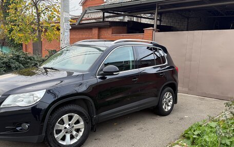 Volkswagen Tiguan I, 2011 год, 1 099 000 рублей, 1 фотография