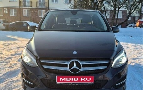 Mercedes-Benz B-Класс, 2017 год, 1 790 000 рублей, 1 фотография